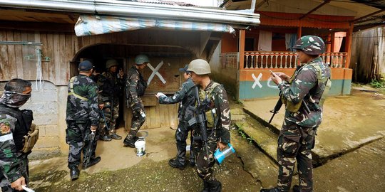 Pemimpin Abu Sayyaf dikepung pasukan Filipina di Kota Marawi