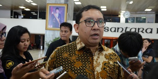 Fadli sebut film G30S/PKI mendekati asli sehingga harus diputar