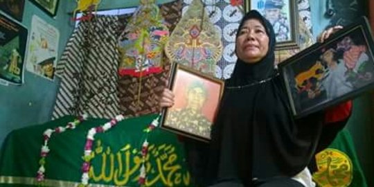 Mbah Ledjar, Dalang Wayang Kancil tutup usia  merdeka.com