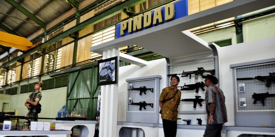 Laos tertarik beli senjata dan amunisi milik PT Pindad