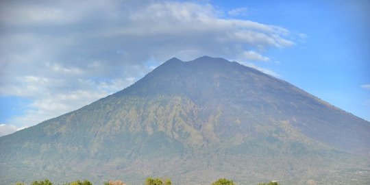 Gunung Agung erupsi, 43.036 jiwa telah mengungsi