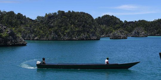 Redup kehidupan warga lokal di balik keindahan Raja Ampat