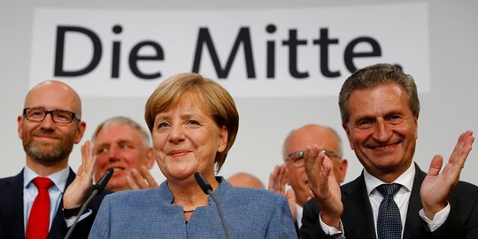 Angela Merkel menang pemilu lagi, partai sayap kanan lolos ke parlemen