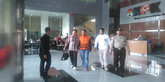 KPK limpahkan berkas 2 tersangka kasus suap Bupati Pamekasan