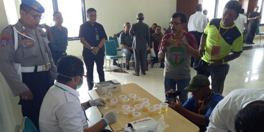 Dites urine, seorang pegawai PN Surabaya positif