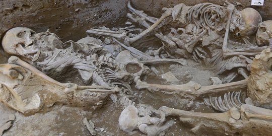 Penemuan makam tumbal berusia 1.000 tahun di pesisir Peru