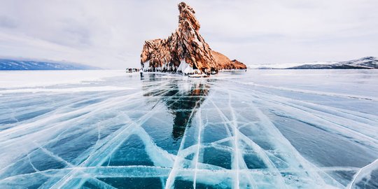 Mengagumi pesona Baikal, danau terdalam dan terjernih di dunia