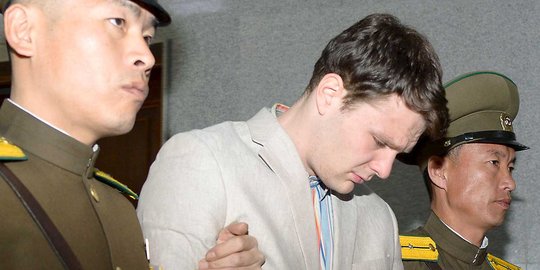 Orang tua mendiang Otto Warmbier yakin anaknya disiksa Korut