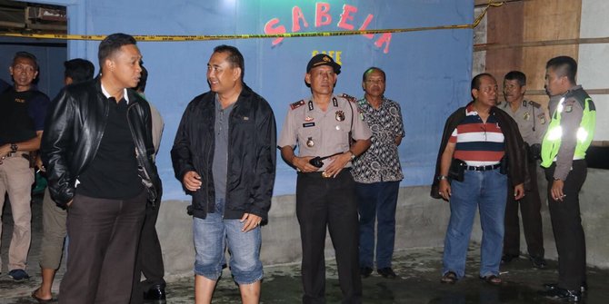 Polisi amankan empat orang terkait penusukan pria di kafe 