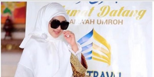 Syahrini mengaku dapat diskon 50 persen dari First Travel 