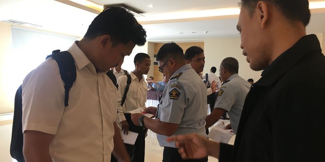 Edan! Pelamar CPNS sampai bawa jimat ke lokasi tes 