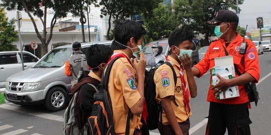 Antisipasi erupsi Gunung Agung, BPBD Jatim siapkan 800 ribu masker
