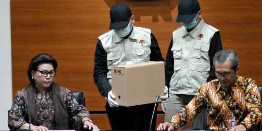 KPK sita dokumen catatan transaksi keuangan gratifikasi Bupati Kukar