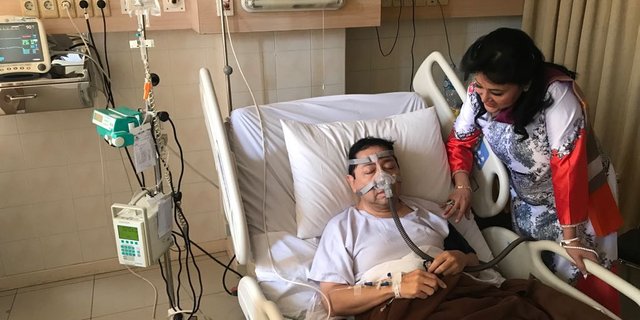 Pro Kontra Foto Setya Novanto Terbaring Di Rumah Sakit Merdeka Com
