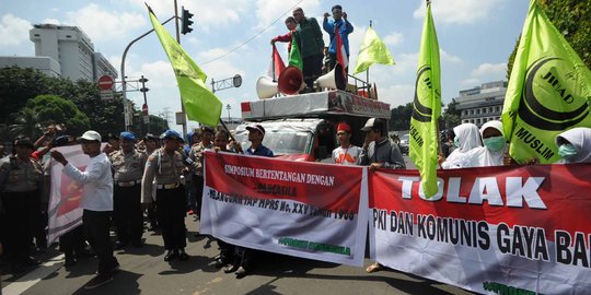 Forum Umat Islam sebut senjata tajam dipegang patung Tugu Tani lambang komunis
