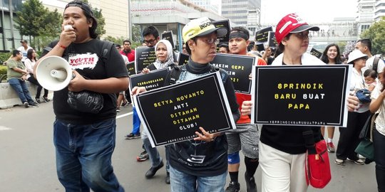 Kecewa hasil praperadilan, pegiat antikorupsi serukan 'Tahan Setnov'