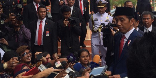 Jokowi mengaku sudah 3 kali nonton film G30S/PKI