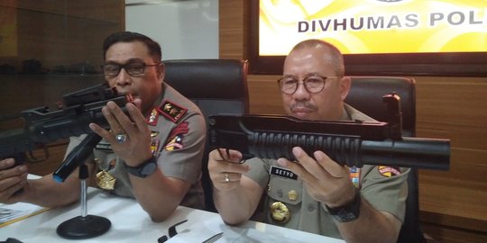 Pengamat nilai 280 senjata Brimob sudah diketahui TNI, Menlu & Menhub