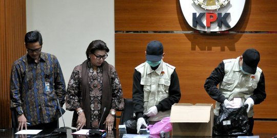 KPK perpanjang penahanan 5 tersangka kasus suap Kabupaten Batu Bara