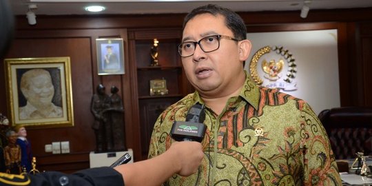 Pemerintah tak kompak, DPR ingin turun tangan bahas kontroversi 5.000 senjata