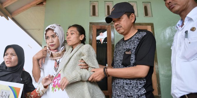 Penderita tumor ini terharu usai dijenguk Bupati 