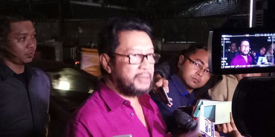 Yorrys Raweyai tak tahu dicopot dari pengurus DPP Golkar