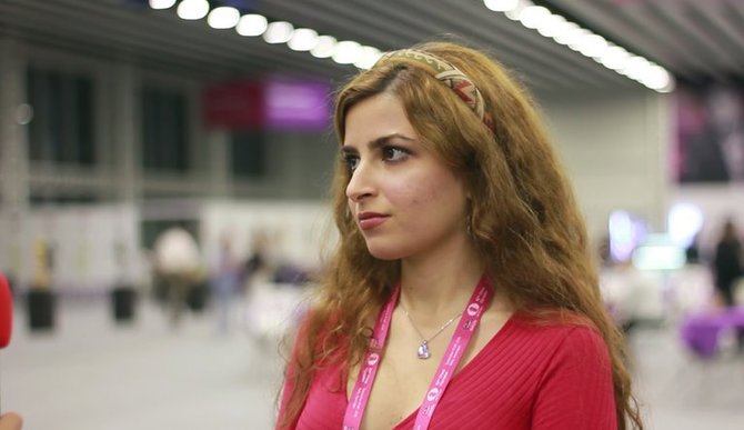 dorsa derakhshani