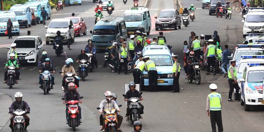Sukses e-Tilang, jumlah pelanggar lalu lintas di Surabaya turun 300%