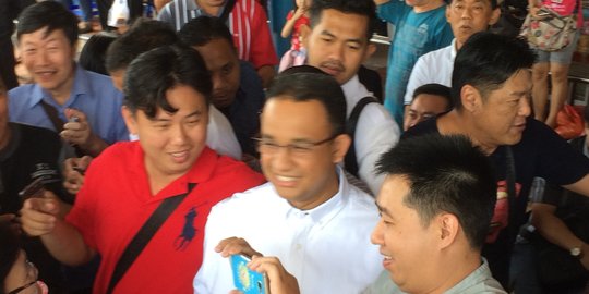 Anies-Sandiaga dilantik bareng Sri Sultan HB X-Paku Alam X di Istana