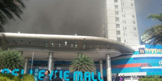 Damkar Depok kesulitan padamkan kebakaran Apartemen Cinere Bellevue