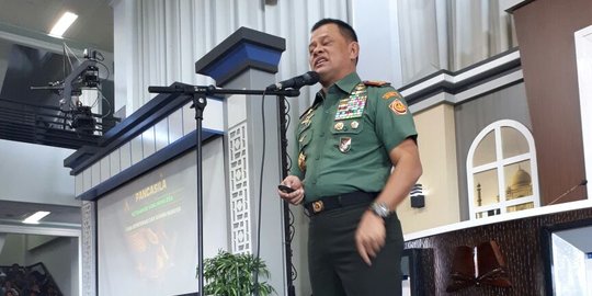 Blak-blakan Jenderal Gatot, kesetiaan TNI sampai siap masuk pemerintahan