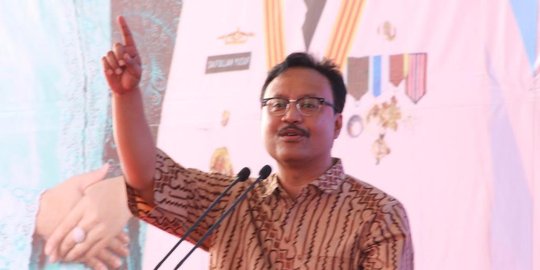 Gus Ipul soal Khofifah: Tak ada kompetisi yang lempeng