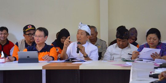 Gubernur Bali sebut berita negatif Gunung Agung pengaruhi sektor pariwisata