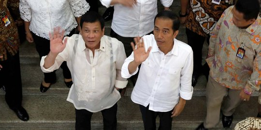 Fadli Zon bandingkan elektabilitas Jokowi dengan Putin dan Duterte