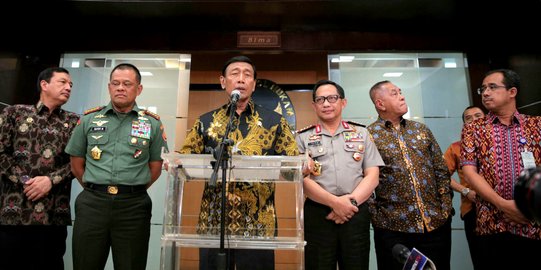 Bahas polemik senjata, Wiranto panggil Menhan, Kapolri, Panglima TNI & KaBIN