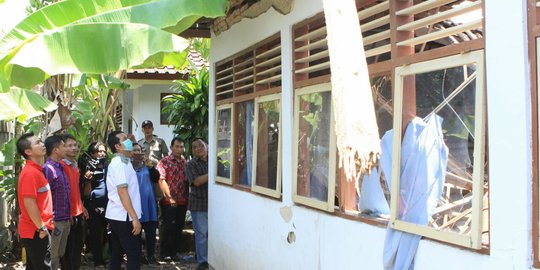 Tiga hari diguyur hujan lebat, bangunan SDN 2 di Jembrana roboh
