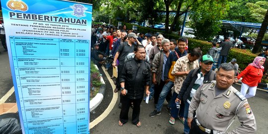 Jokowi minta pelayanan SIM, STNK, SKCK dipercepat demi kepercayaan publik