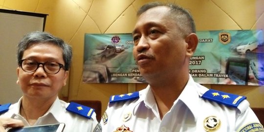 Hindari perang tarif, Kemenhub tetap atur batas atas dan bawah taksi online