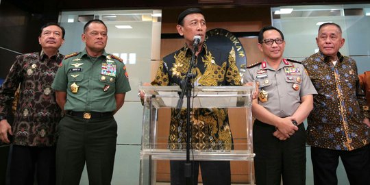 Soal polemik senjata, tak semestinya Panglima TNI komentari institusi lain