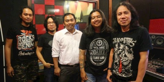 Ini kesibukan personel Power Slaves di tengah persiapan perilisan single baru