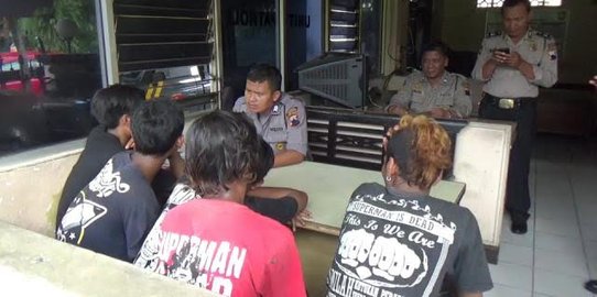 Polisi bongkar makam anak punk Sukoharjo yang tewas 