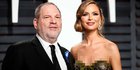 Usai dipecat, produser Harvey Weinstein juga ditinggal istri