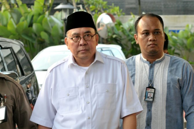 gubernur bengkulu dan istri tiba di kpk
