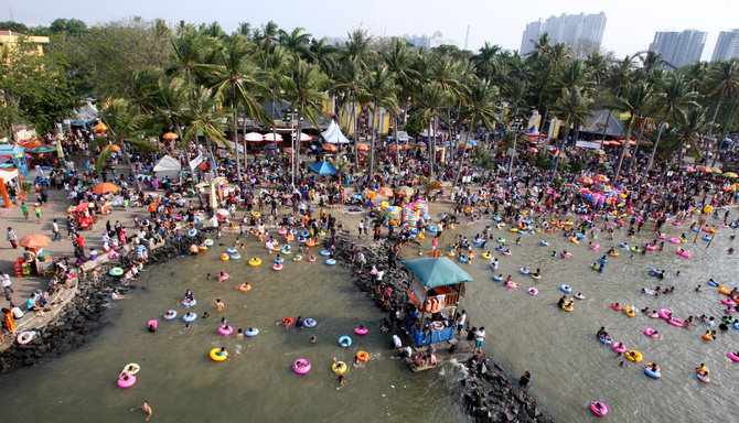 Kandasnya Mimpi Warga Jakarta Nikmati Pantai Ancol Secara