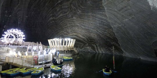 Rumania sulap tambang garam jadi wisata danau bawah tanah yang menakjubkan