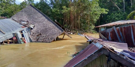 Hujan deras, ratusan rumah di Palu terendam banjir
