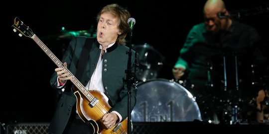 Tur musik ke Brasil, Paul McCartney tampil menghipnotis