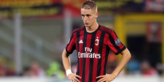 Conti kesal tak bisa tampil di derby della madonnina