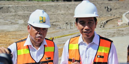 Temukan banyak jalan rusak, Jokowi semprot Wali Kota Medan