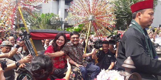 Melepas Djarot dari Jakarta